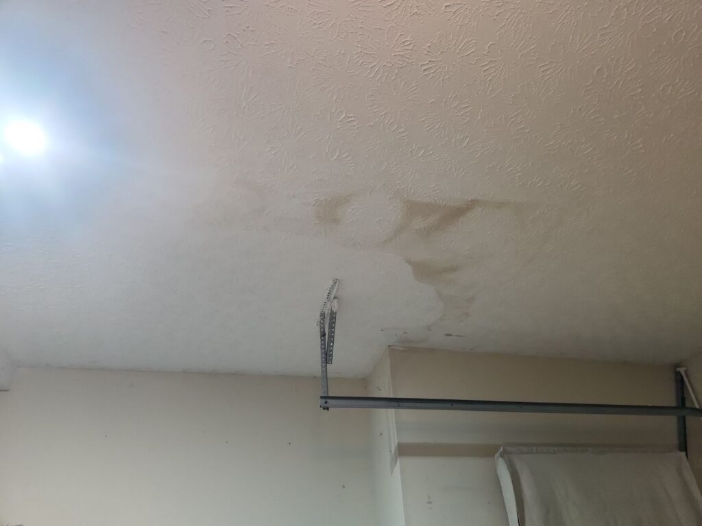 Water stain on drywall ceiling in Brookville, Ohio